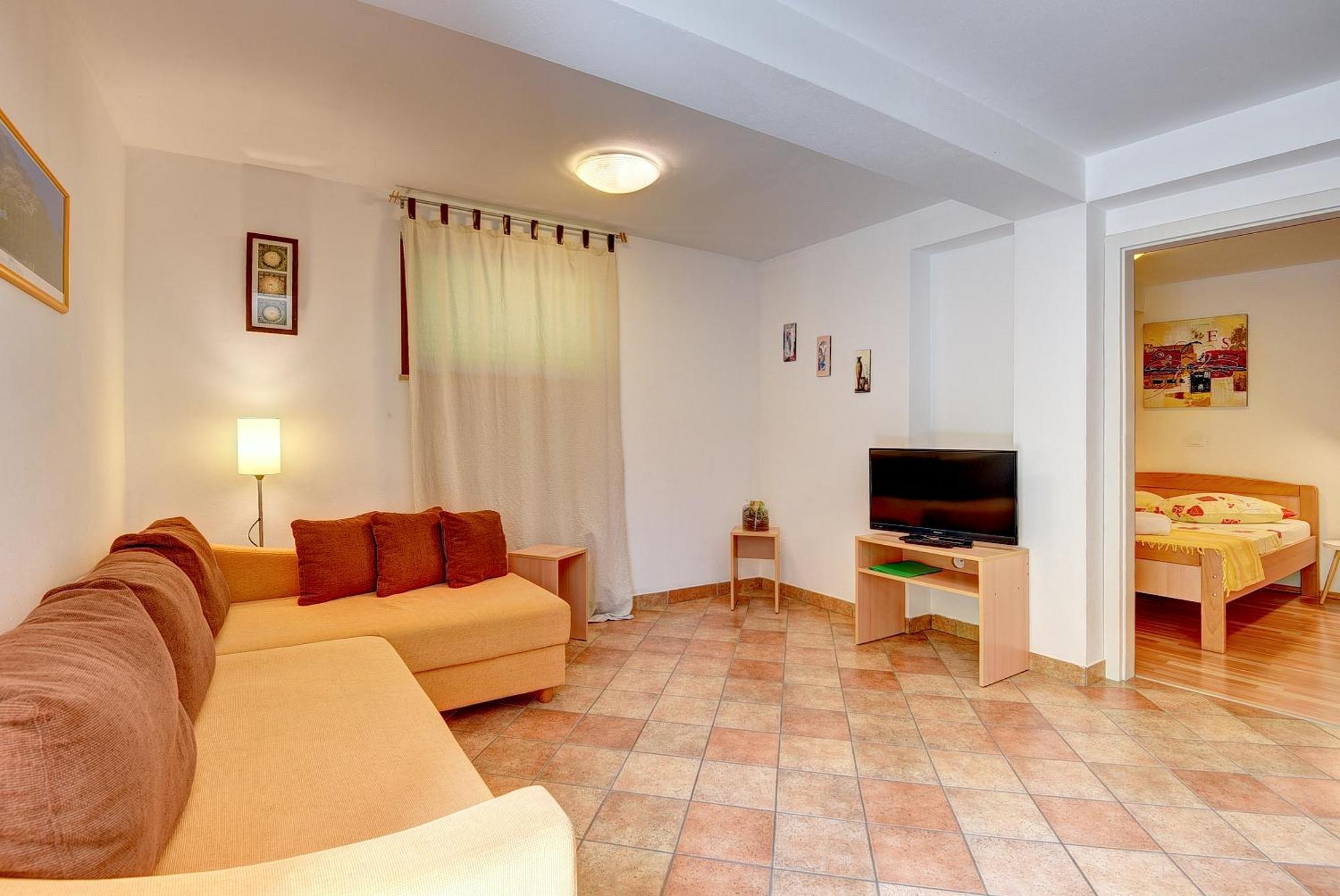 וינקורן Apartments Buic מראה חיצוני תמונה