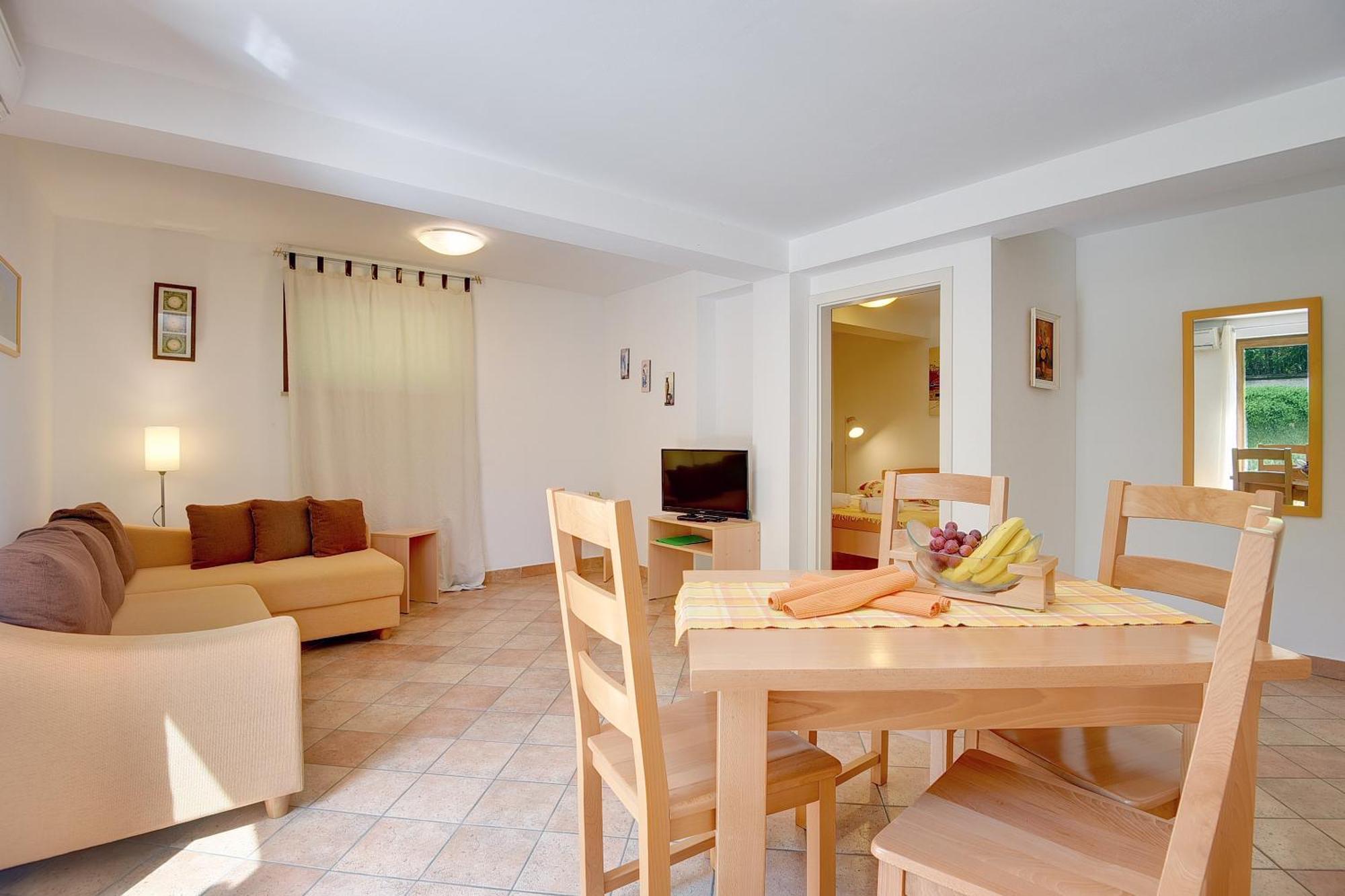 וינקורן Apartments Buic מראה חיצוני תמונה
