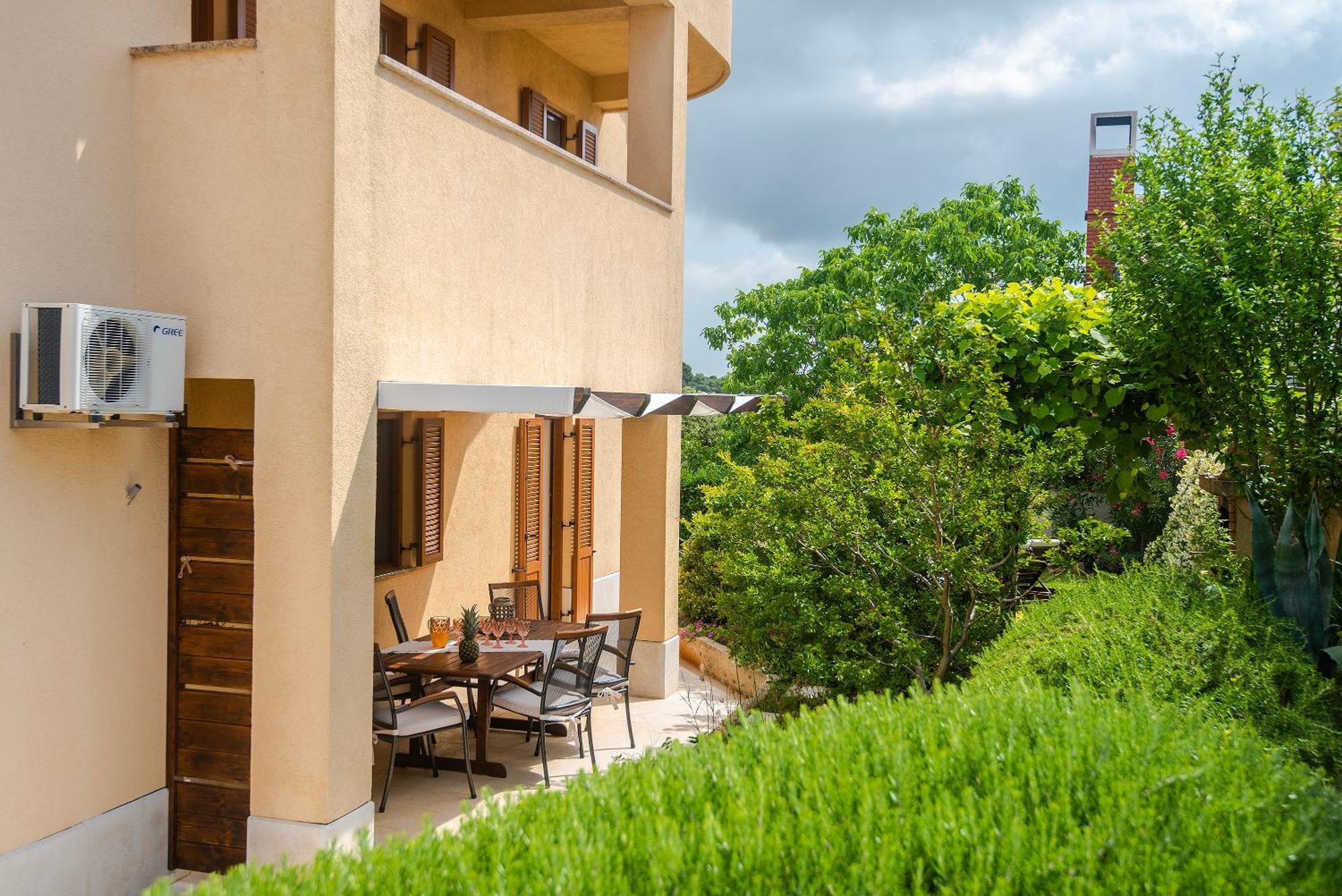וינקורן Apartments Buic מראה חיצוני תמונה