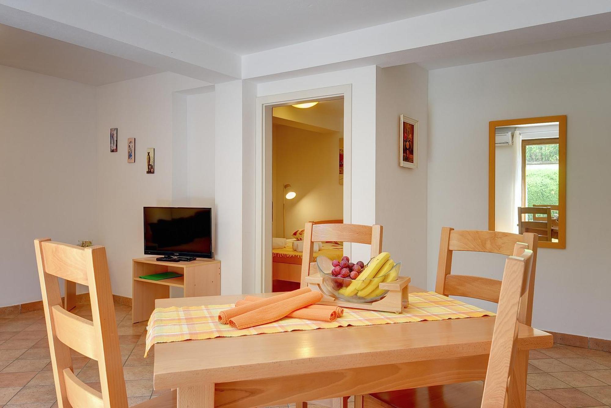 וינקורן Apartments Buic מראה חיצוני תמונה