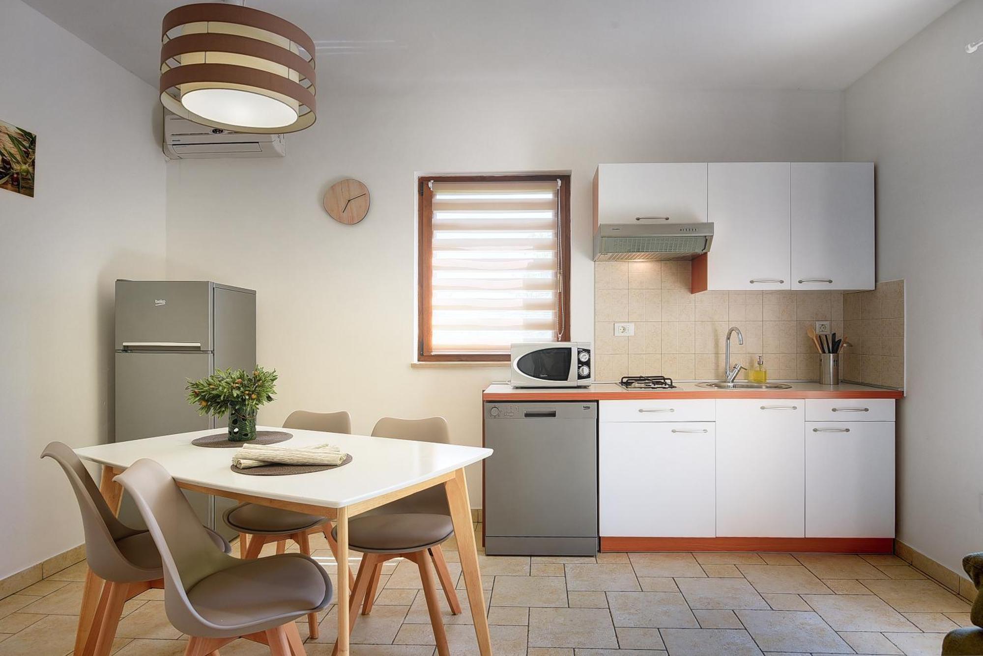 וינקורן Apartments Buic מראה חיצוני תמונה