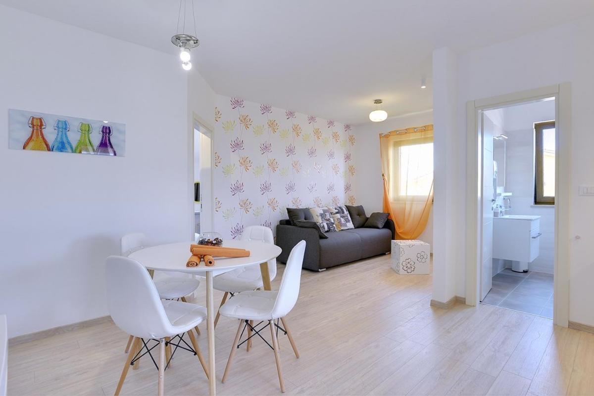 וינקורן Apartments Buic מראה חיצוני תמונה