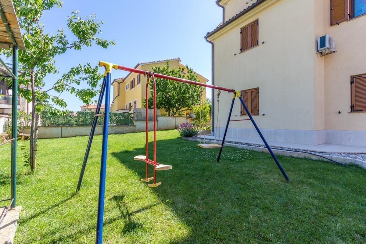 וינקורן Apartments Buic מראה חיצוני תמונה
